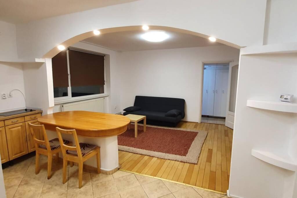 Titian'S Cozy Apartment ซีบิว ภายนอก รูปภาพ