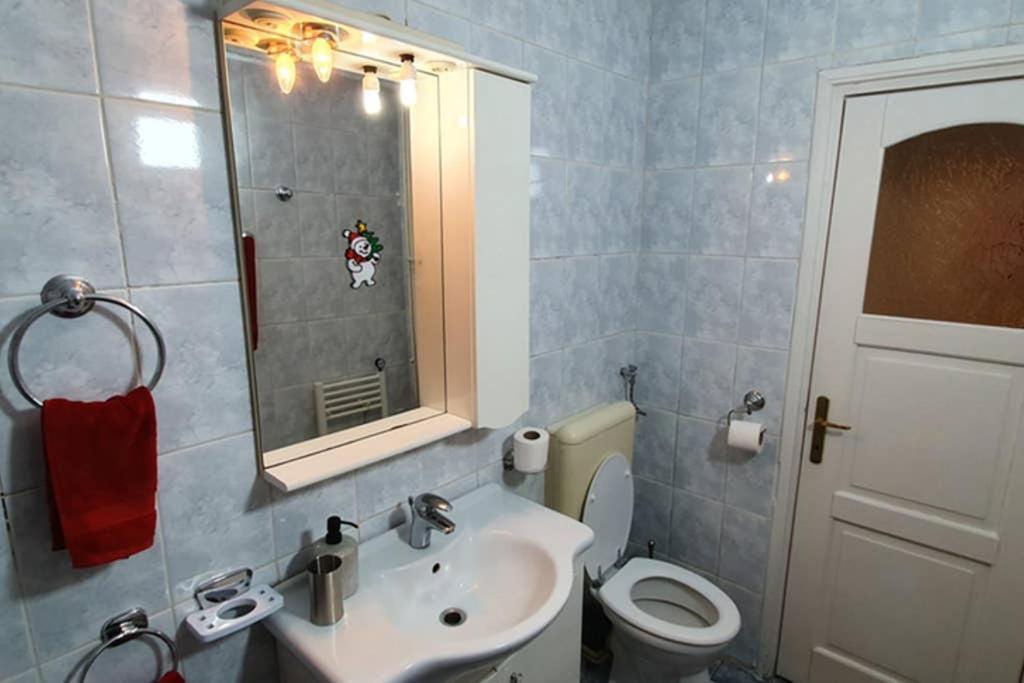 Titian'S Cozy Apartment ซีบิว ภายนอก รูปภาพ