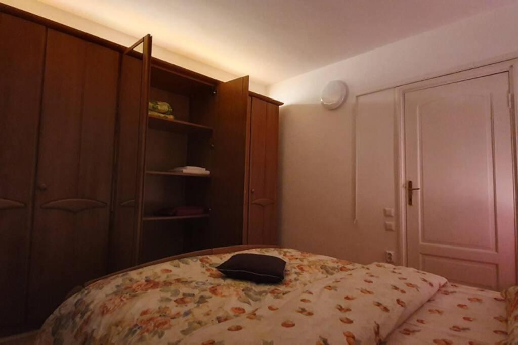 Titian'S Cozy Apartment ซีบิว ภายนอก รูปภาพ